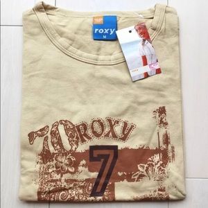 Nwt roxy logo t shirt medium